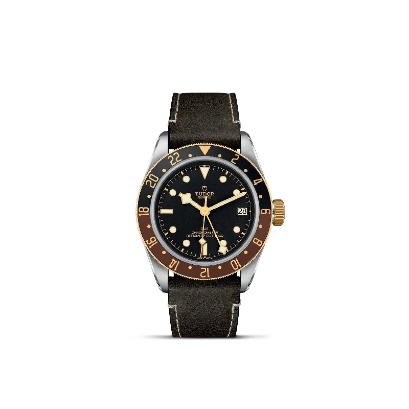 Classic round face watches for women with simple and clean dial -Black Bay GMt S&G