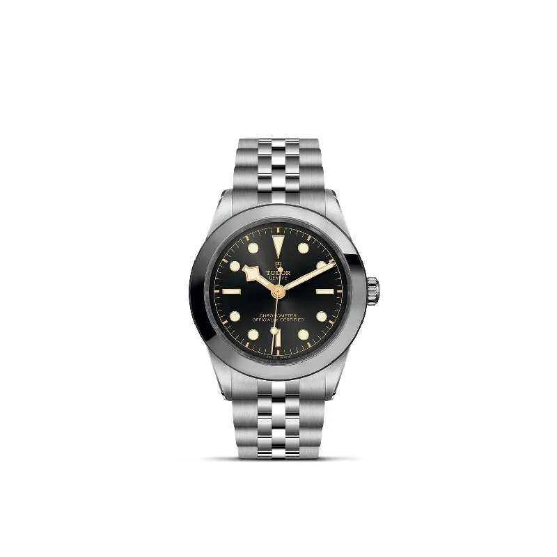 Luxury stainless steel watches for women with refined design and versatile wear -Black Bay 39