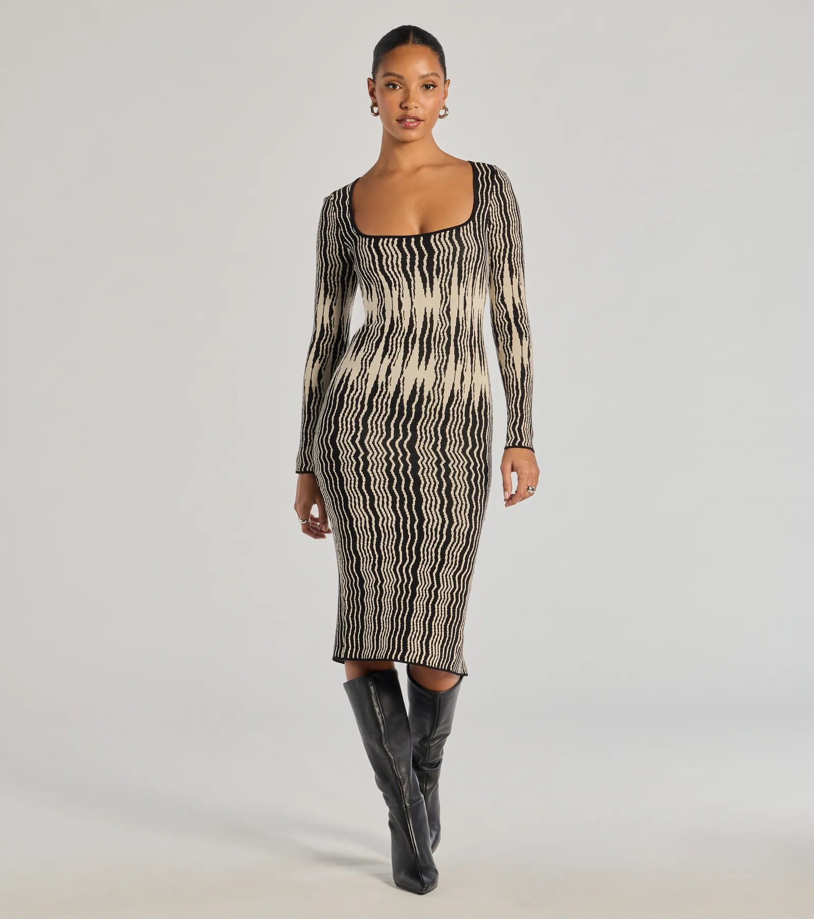 Wedding Dresses for Bridal Look -Trendy Look Abstract Striped Knit Midi Sweater Dress