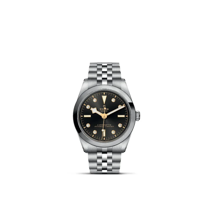 Luxury watches for men with elegant designs and sophisticated craftsmanship -Black Bay 36