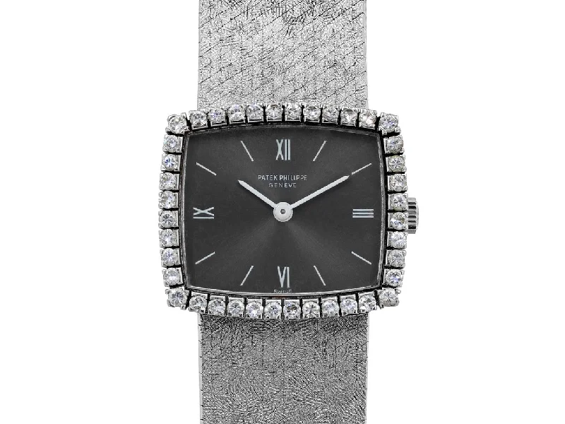 Waterproof dive watches for men with durable construction and deep-water resistance -Patek Philippe Lady's Diamond Watch in 18K White Gold