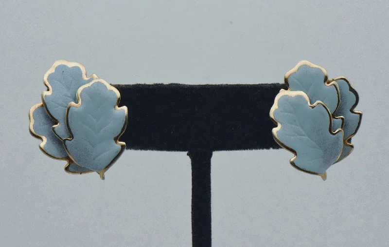 Hoop earrings with a matte finish for a sleek and sophisticated appearance-Vintage Gold Tone and Enamel Oak Leaves Clip On Earrings